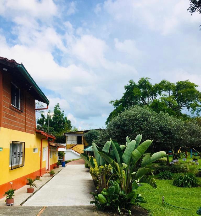 Finca Hotel La Ponderosa 리오네그로 외부 사진